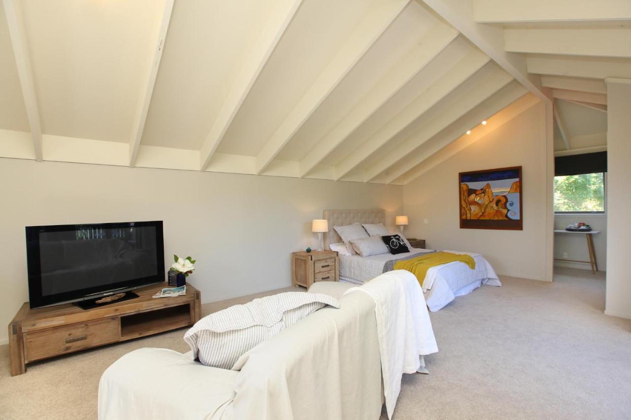 Queen Room with Balcony