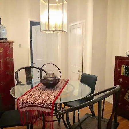 Grey Gardens Hamilton Instant Hotel & Guest House-3